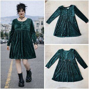 Deadstock 90s Emerald Green Crushed Velvet Babydoll Dress